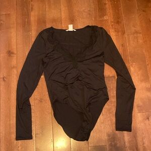 Elegant Black Lace Trim Women's Top